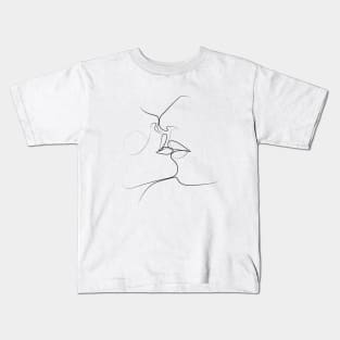 Kiss Kiss One Line | One Line Artist | Minimal Art | One Line Art | Minimalist Kids T-Shirt